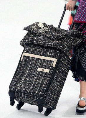 2016香奈兒新款包包 讓時(shí)尚風(fēng)格永存！Hold不住的潮流指南